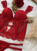 Conjunto de lingerie em renda vermelha com bojo e aro Treviso Lingerie