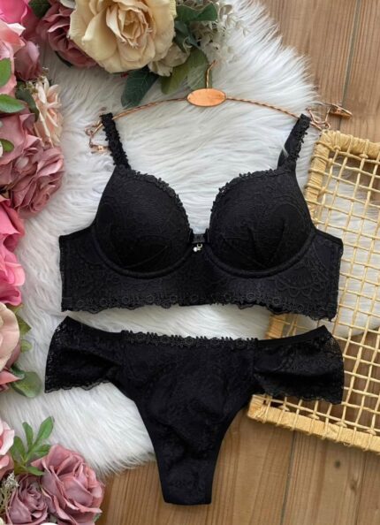 Conjunto Rendado com Detalhe Guipir - imagem 2 | Treviso Lingerie
